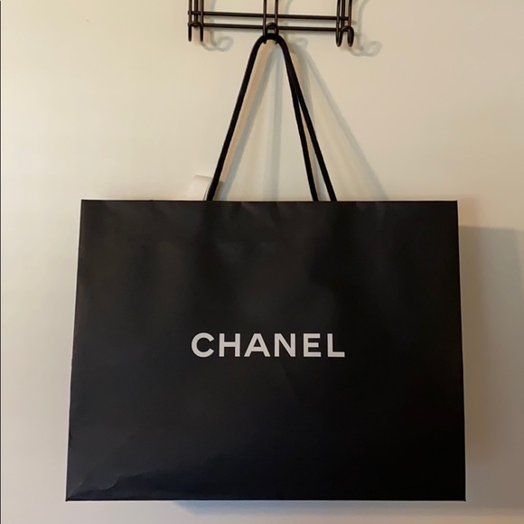 Chanel Shopping Bag - Picture 2 of 3